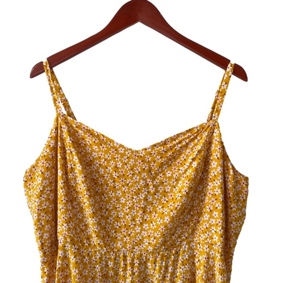 Old Navy Yellow Floral Midi Dress - Picture 4 of 12